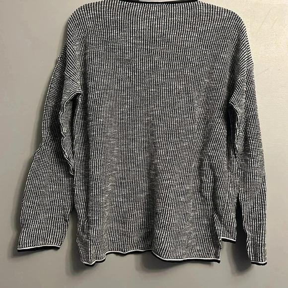 Women’s Eileen Fisher Boxy Textured Linen & Cotton Blend Sweater Size S/P - Picture 2 of 6
